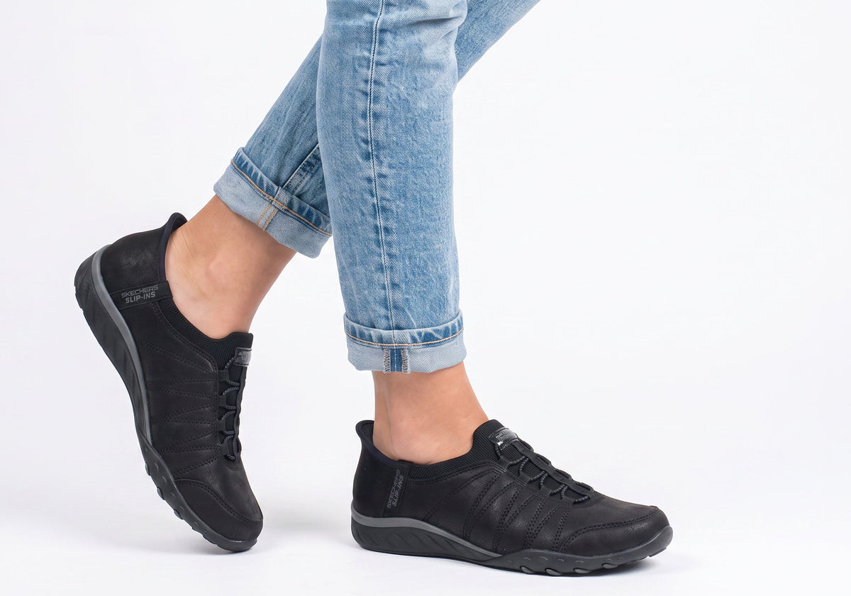 Skechers Womens Slip Ins Breathe Easy Home Body Black Shoes
